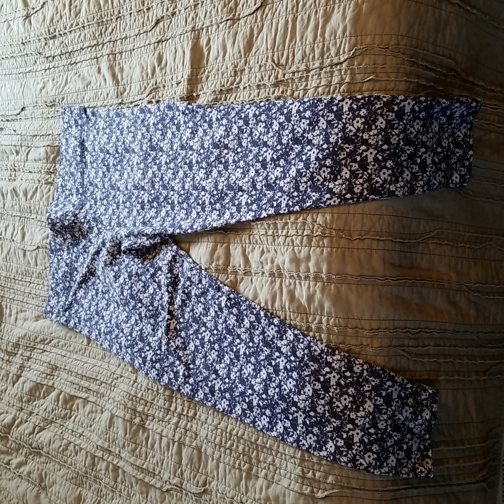 2/$12 Aerie floral leggings